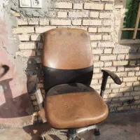 صندلی اداری سالم