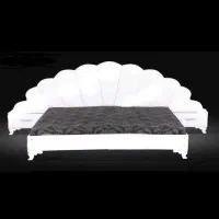 سرویس کامل تخت۲نفره+پاتختی+میزتوالت+صندلی