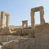 اپراتور دستگاه تزریق پلاستیک