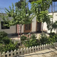 نگهبان باغچه