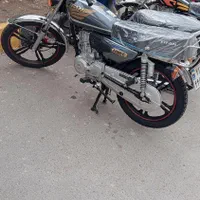 موتور لیفان 125انژکتور فول آپشن