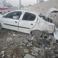 رانا مدل ۹۵ از عقب تصادف دارد|خودرو سواری و وانت|هشتگرد, شهرک اداری|دیوار