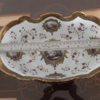 چینی سفید گل برجسته دکوری ویترینی سیلور پیوتر|ظروف سرو و پذیرایی|کهریزک, |دیوار