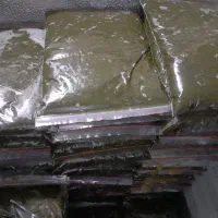 پخت روزانه سبزی خورشتی وغیره در دزفول.