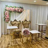 اجرای گلارایی و بادکنک آرایی|خدمات پذیرایی، مراسم|اندیشه, اندیشه فاز ۱|دیوار