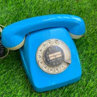 تلفن  کلکسیونی قدیمی آبی قورباغه ای