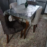 میز نهار خوری ۴ نفره