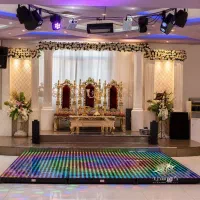 ازدواج آسان باغ تالار و آشپزخانه.گروه موزیک