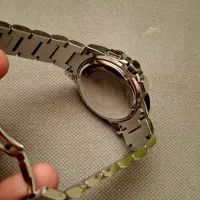 ساعت گِرناویک اصل|ساعت|مریوان, |دیوار