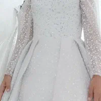 تعداد لباس عروس سفیدهمراه تور وشنل  بفروش میرسد|لباس|رامهرمز, |دیوار