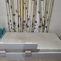 تخت خواب یک نفره