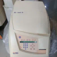 دستگاه آزمایش خون