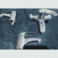 ۱ عددشیر حمام.۲عددروشویی.برندهای سیتکو و فیروزه.