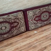 دو عدد پشتی