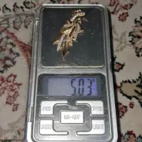 پلاک طرح طاووس