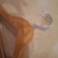 چوب لباسی چوبی وارداتی|بندرخت و رخت‌آویز|پردیس, فاز ۱۱|دیوار