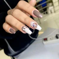 کاشت ناخن اموزش کاشت ناخن