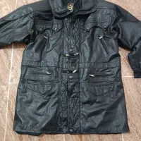 پالتو|لباس|زابل, |دیوار