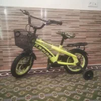 دوچرخه ۱۶ بچه گانه درحد نو با بدنه محکم