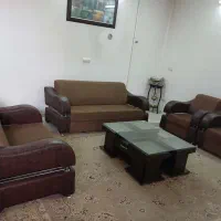 مبل به همراه میز عسلی