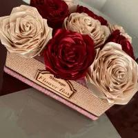 گل رز روبانی آماده تزیین کاغذ پیچ و جعبه کادو