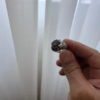 انگشتر عقیق نقره با سنگ الماس سرخ