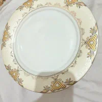 ۲۳ عدد خورشت خوری  ‌۲۸عدد پلو خوری چینی