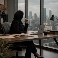 وکیل پایه یک دادگستری قبول وکالت و مشاوره حقوقی