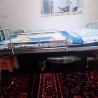 تخت خواب فلزس مناسب برای سالمند ومریض سالم