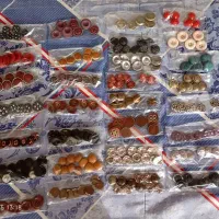 حدود سی بسته دگمه لباس|لوازم خیاطی و بافتنی|اردبیل, |دیوار