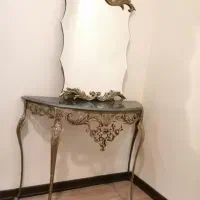 آینه و کنسول