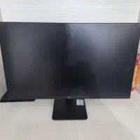 مانیتور ال جی و هدفون