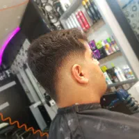 پیرایش مردانه ماهر و مبتدی|استخدام درمانی، زیبایی، بهداشتی|اصفهان, شهرستان|دیوار