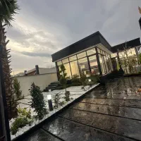 فلت شیشه‌ای مبله با جکوزی/متریال برند/سند تک برگ