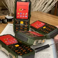 گوشی‌ضدضربه‌ارتشی ۳سیمکارت ‌پاوربانک