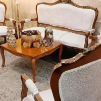 ( مبل کلاسیک نئیو ایتالیایی)تغییر شغل( نصف قیمت )