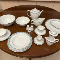 سرویس چینی ۱۲ نفره باواریا آلمان