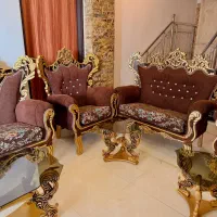 مبل ۷ نفره تمام چوب سلطنتی درحدنو با میز و عسلی