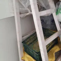 چهار پایه چوبی