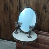 آیننه و شمعدان و کنسول