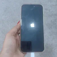 اپل iPhone 15 Pro Max با حافظهٔ ۵۱۲ گیگابایت