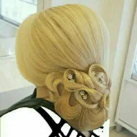 تخفیف ویژه میکاپ و شنیون بمناسبت اعیاد