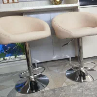 دو عدد صندلی اوپن جک دار در حد نو و سالم ،