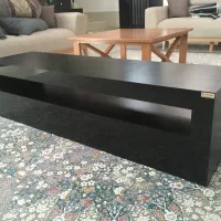 میز زیر تلویزیون