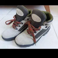 کفش کوهنوردی سایز ۳۷|کیف، کفش، کمربند|کرمانشاه, |دیوار