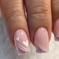 آموزش‌ کاشت‌ ناخن‌ وهمکاری‌ کنارخودم|استخدام درمانی، زیبایی، بهداشتی|اسلام‌شهر, شهرک مفیدی|دیوار