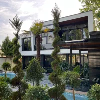 اجاره روزانه/هفتگی/ماهانه ویلا۷۰۰ متری در سهیلیه|اجارهٔ کوتاهمدت ویلا و باغ|هشتگرد, شهرک سهیلیه|دیوار