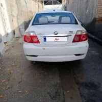 ماشین لیفان ۵۲۰ در حد