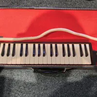 ملودیکای سوزوکی کلکسیونی