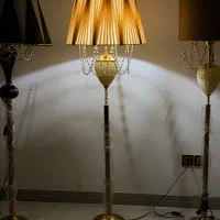 آباژور ایستاده سالنی